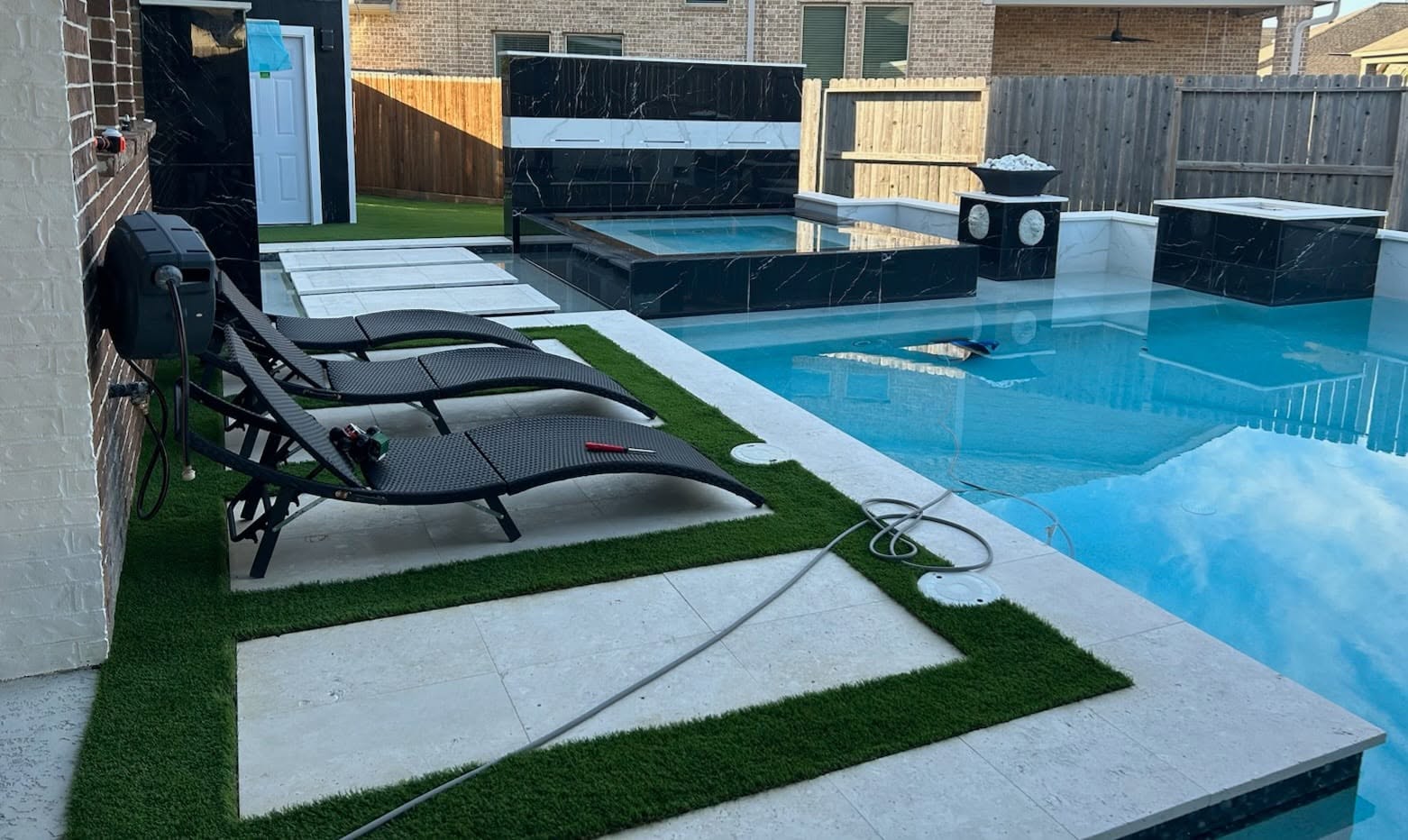 Rivers Edge Pools build